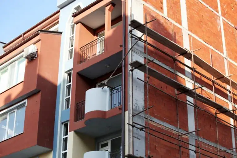 Redonner vie aux façades : les secrets d’une rénovation réussie