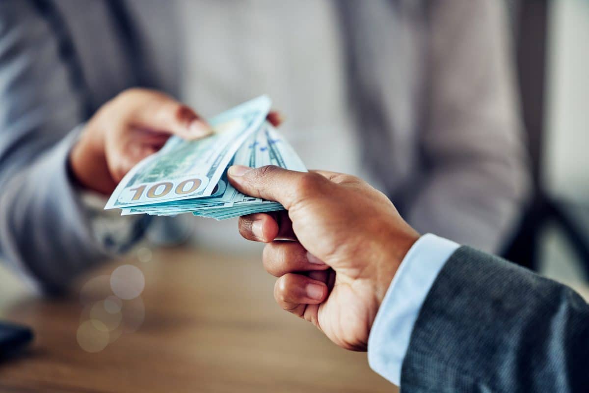 Banque étrangère prêt français : résidents