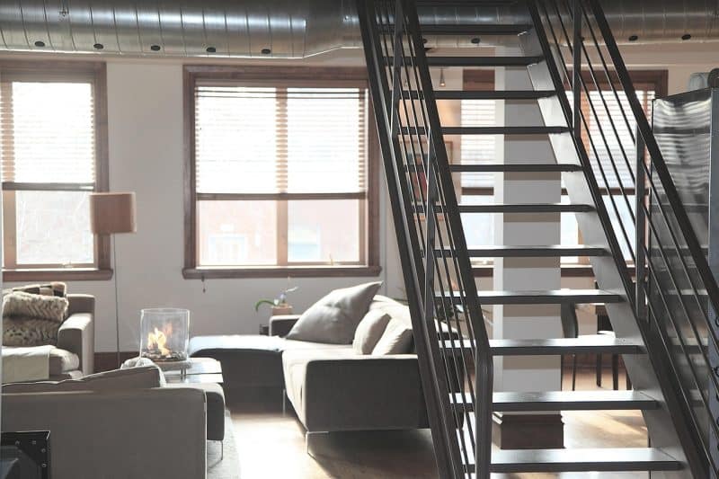 Quelles solutions d’escaliers choisir pour optimiser votre intérieur ?