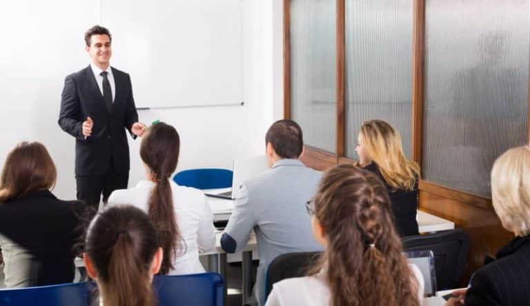 8 conseils pour bien choisir sa société de portage entrepreneurial en tant que formateur