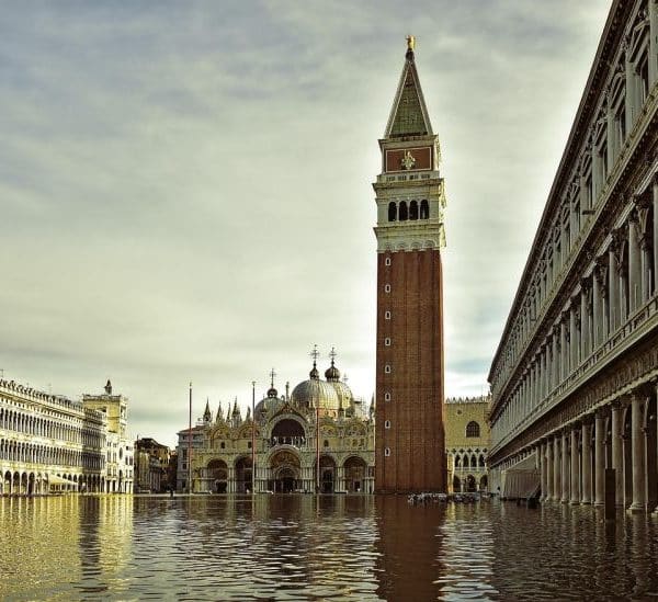 5 réflexes indispensables à avoir après une inondation